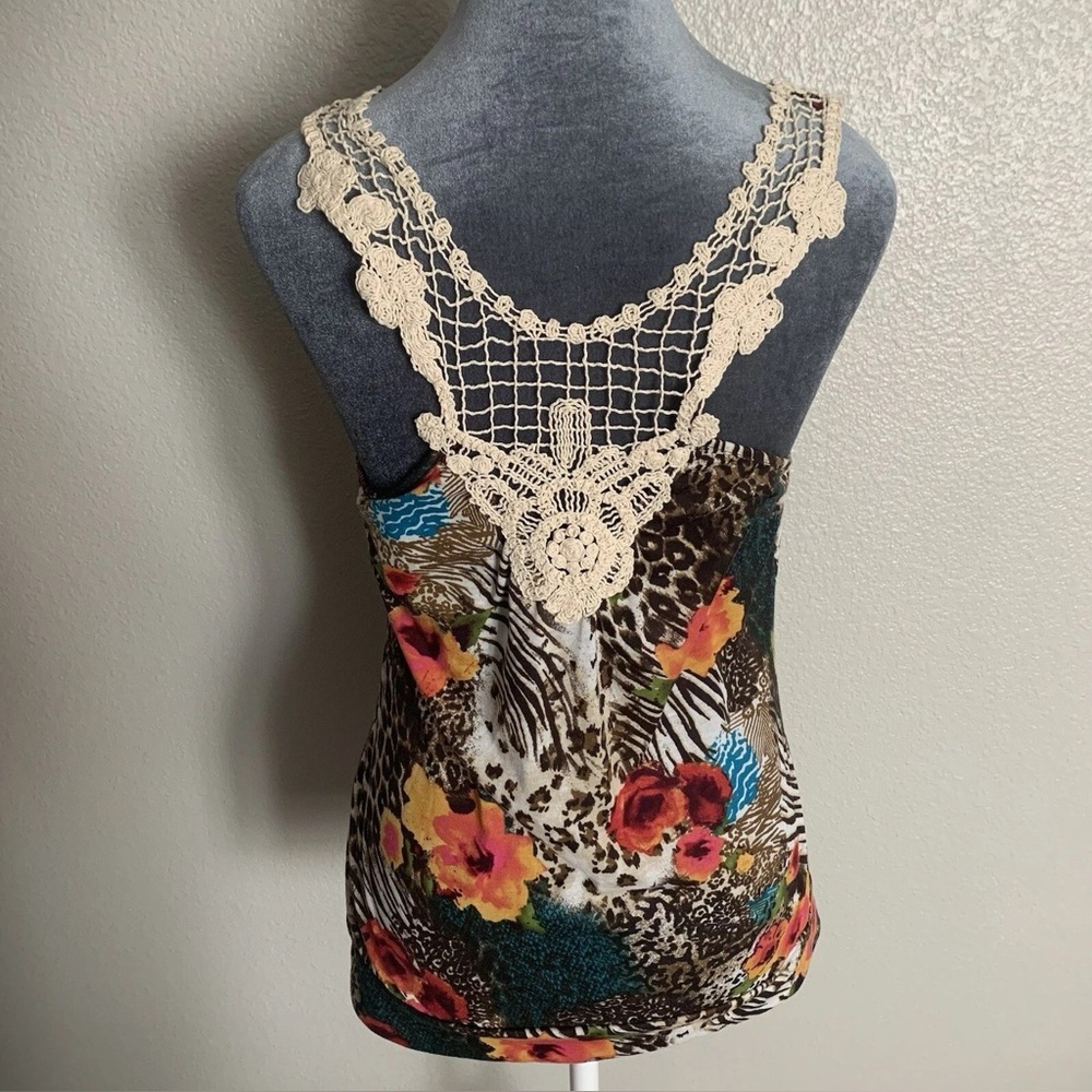 Self Esteem Women's Medium Tropical Animal Print Racerback V-neck Tank Top